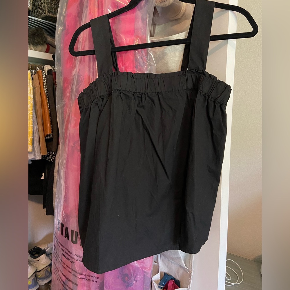 Gap Black Tank
